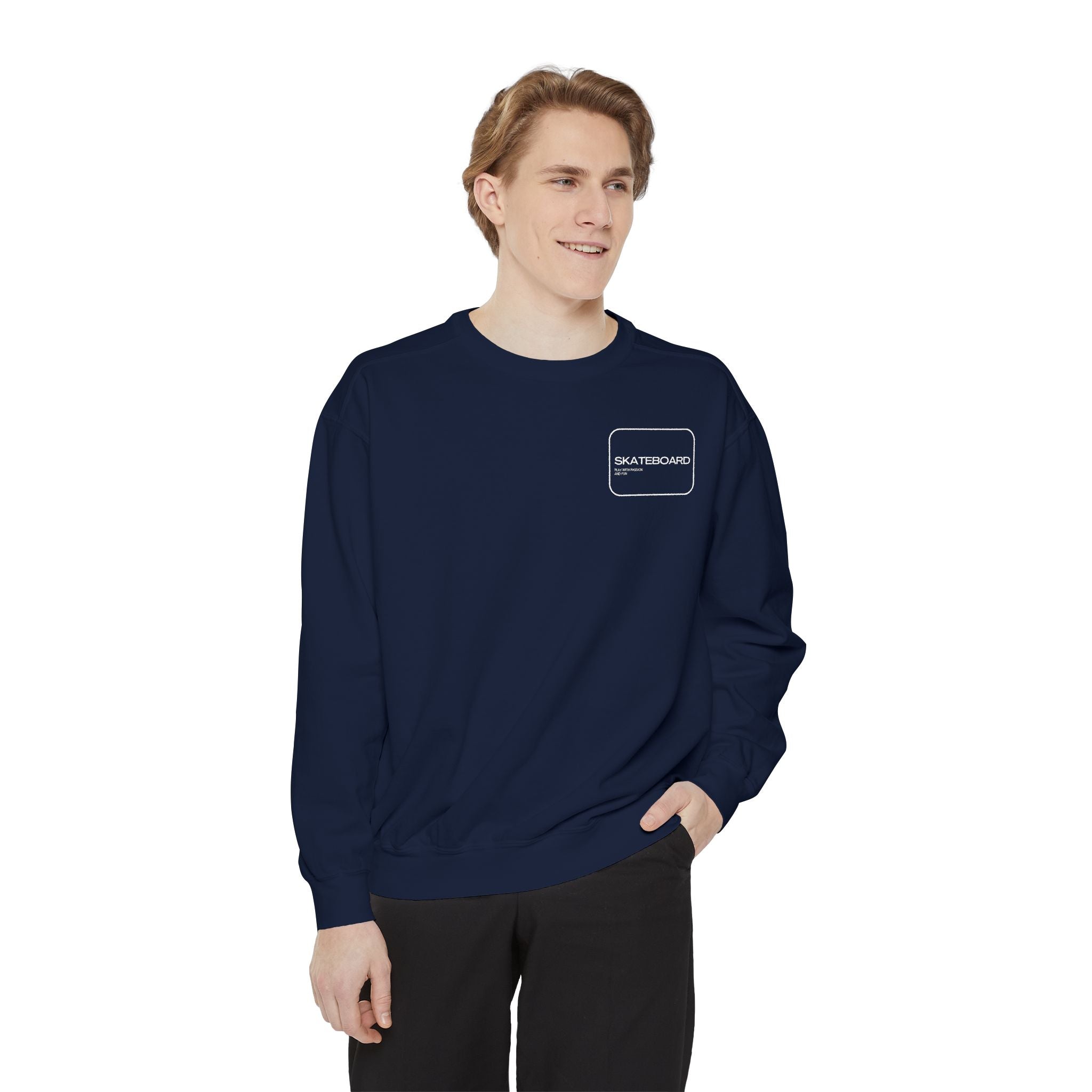 Sweatshirt with Graphic Skull Design – Perfect for Casual Wear and Street Style